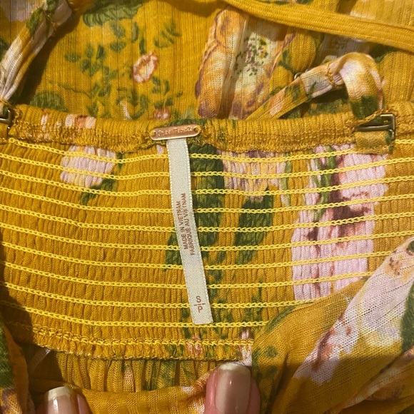 Free People top - Picture 4 of 5